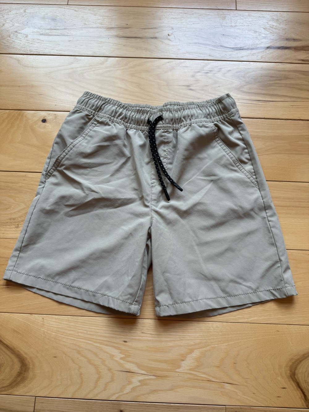 Khaki dri fit shorts